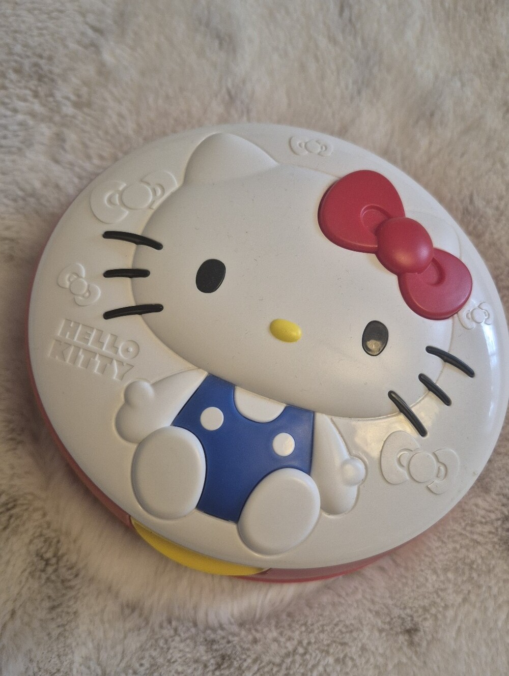 BNWT Hello Kitty Wet Wipes Dispenser